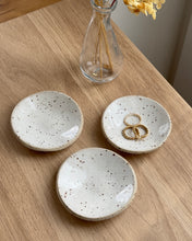 Lade das Bild in den Galerie-Viewer, Schmuck Schale Weiß Rund