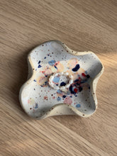 Lade das Bild in den Galerie-Viewer, Konfetti Schmuckschale