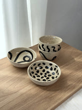 Lade das Bild in den Galerie-Viewer, Snackschale Dotty