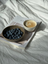Lade das Bild in den Galerie-Viewer, Schale “Lava”