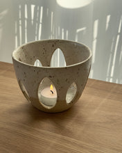 Lade das Bild in den Galerie-Viewer, Windlicht Weiß