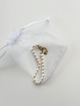Lade das Bild in den Galerie-Viewer, Süßwasser Perlen Armband Edelstahl