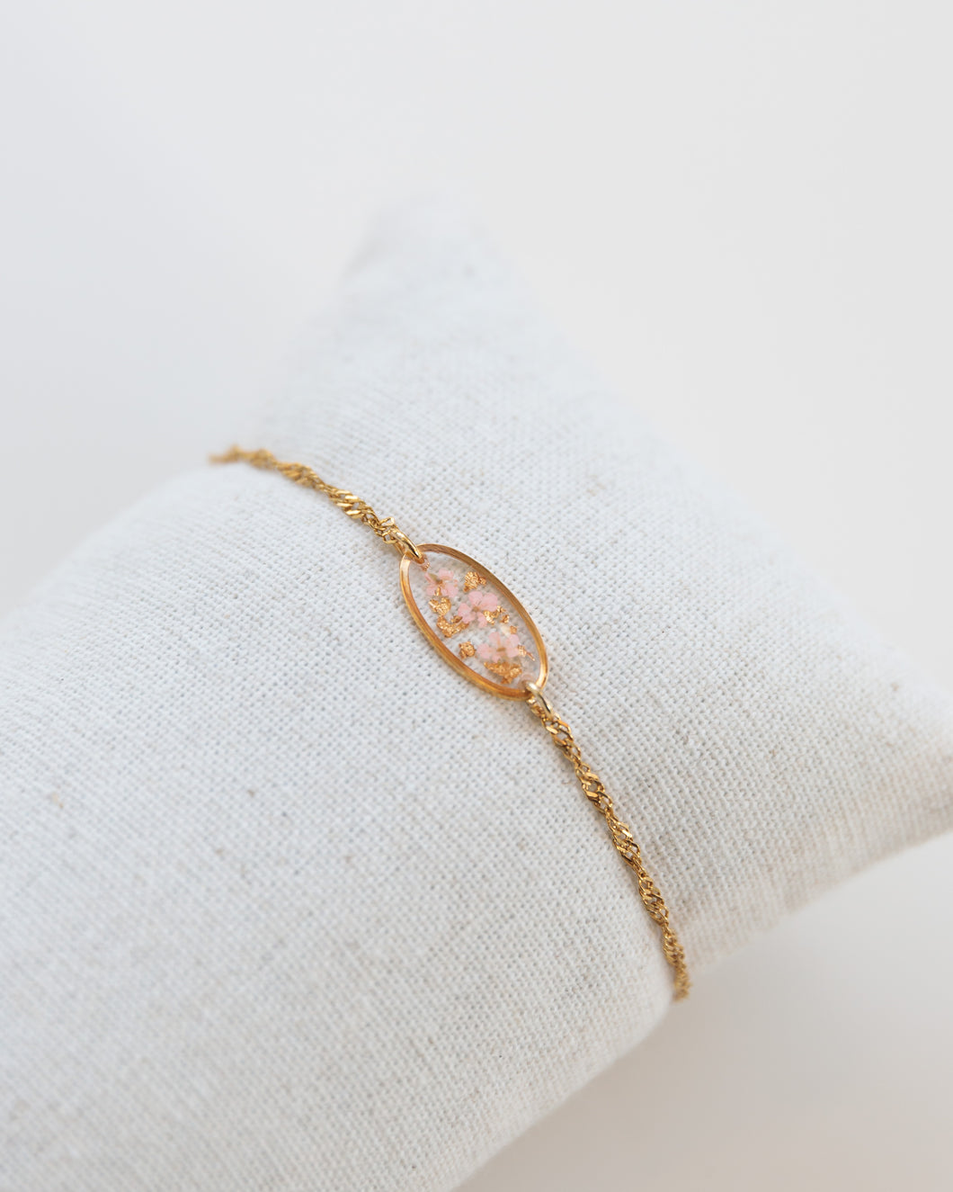 Armband “Malea Rosé” mit Goldstaub