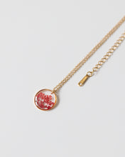 Lade das Bild in den Galerie-Viewer, Kette “Malea Rot” Gold