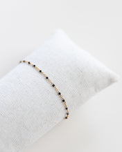 Lade das Bild in den Galerie-Viewer, Armband “Black Spots” Gold
