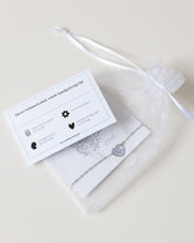 Lade das Bild in den Galerie-Viewer, Armband “Pia Herz” mit Vergissmeinnicht, Silber