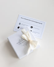 Lade das Bild in den Galerie-Viewer, Geschenkverpackung