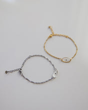 Lade das Bild in den Galerie-Viewer, Armband “Sternenkind Oval” mit echtem Vergissmeinnicht, Silber