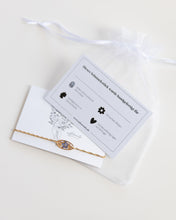 Lade das Bild in den Galerie-Viewer, Armband “Kitty mit Goldstaub”