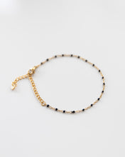 Lade das Bild in den Galerie-Viewer, Armband “Black Spots” Gold