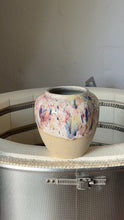 Lade das Bild in den Galerie-Viewer, Vase Ida Konfetti
