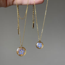 Lade das Bild in den Galerie-Viewer, Kette „Pia Tiny mit Goldstaub“
