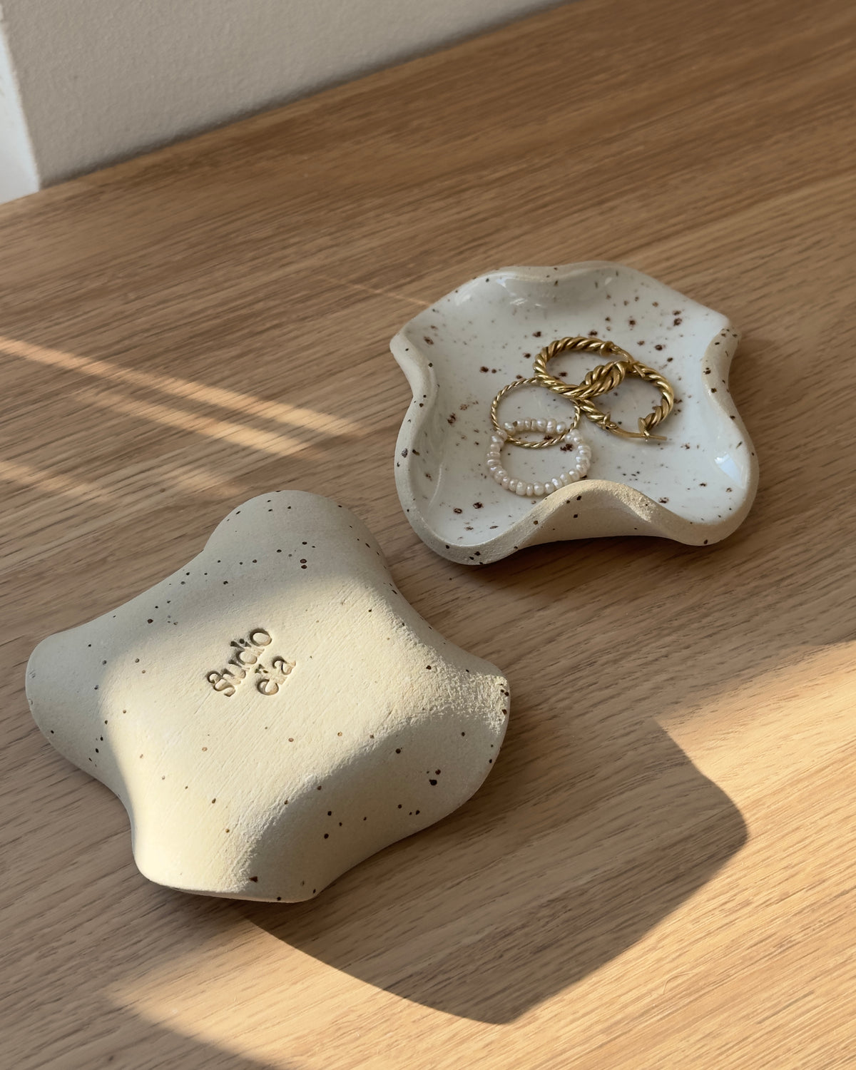 Schmuck Schale Welle Weiß Rund