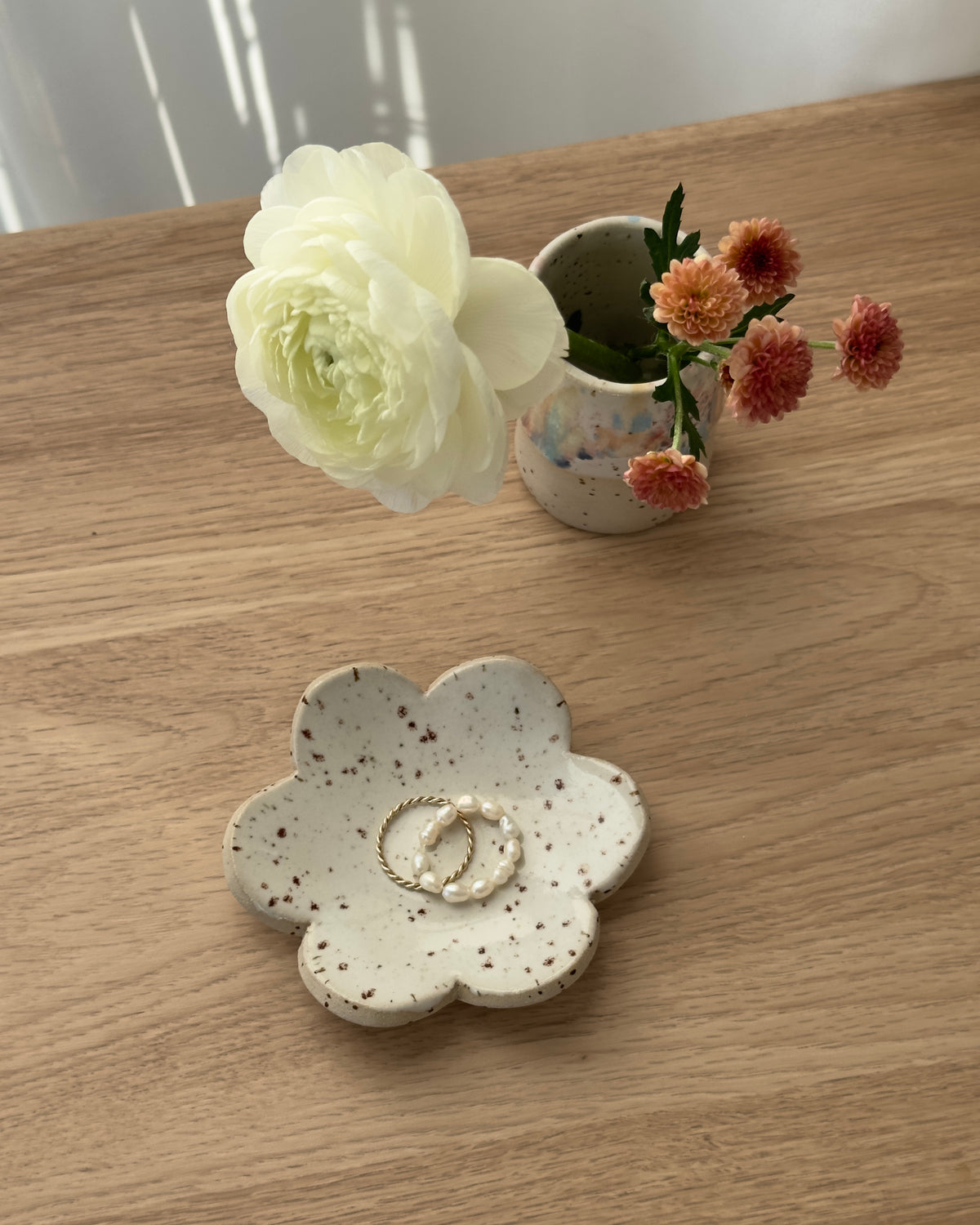 Schmuckschale Blume Weiß