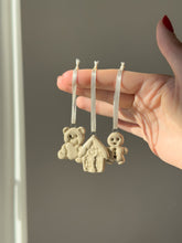 Lade das Bild in den Galerie-Viewer, Weihnachtsanhänger
