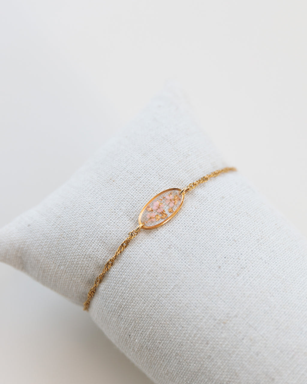 Armband “Malea Rosé” mit Goldstaub