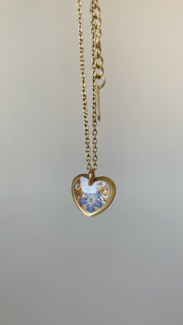 Kette „Pia Herz mit Goldstaub“