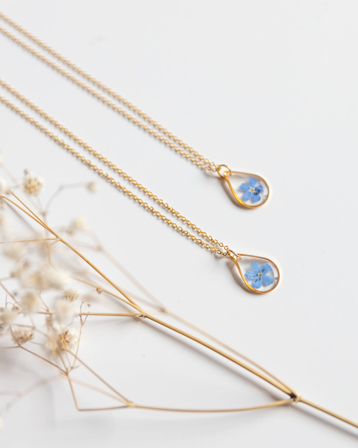 Kette "Kitty" mit Vergissmeinnicht, Gold
