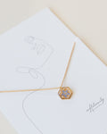 Kette „Pia Hexagon mit Goldstaub“