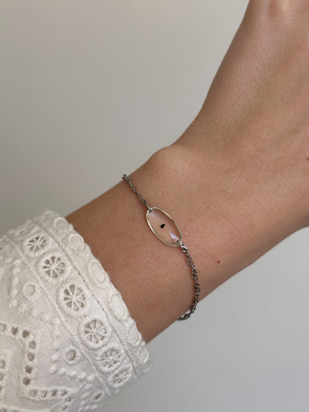 Armband “Sternenkind Oval” mit echtem Vergissmeinnicht, Silber