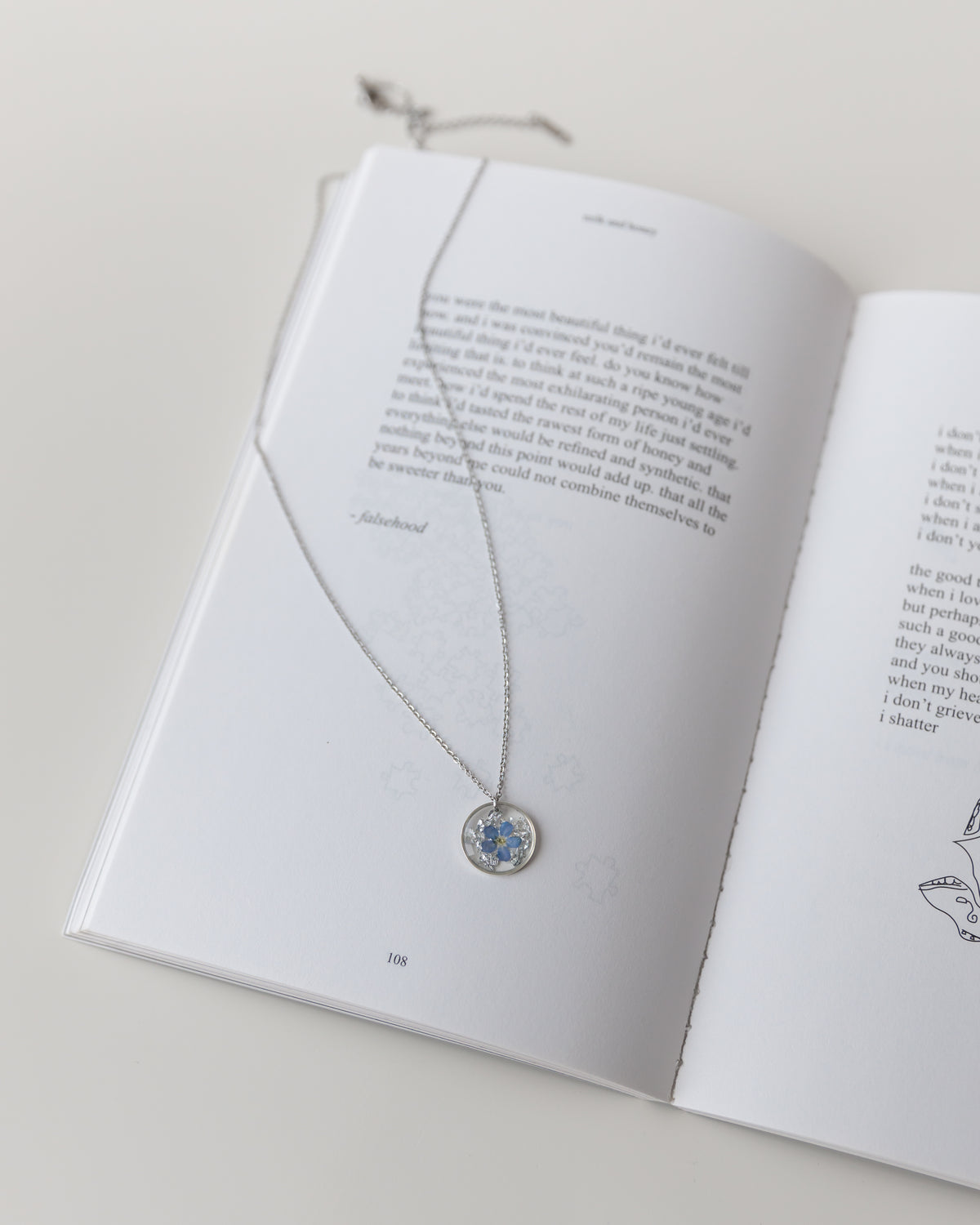 Kette "Pia mit Silberstaub"