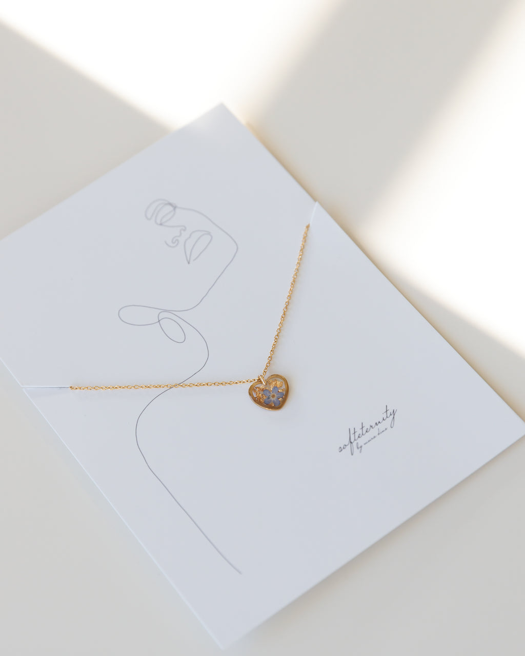 Kette „Pia Herz mit Goldstaub“